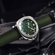 Pagani Design Numberg Green — detalhe do relógio, imagem 5