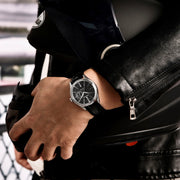 Pagani Design Luzzago Black Silver — detalhe do relógio, imagem 3