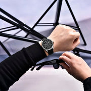 Pagani Design Zermatt Black Sport Edition — detalhe do relógio, imagem 4